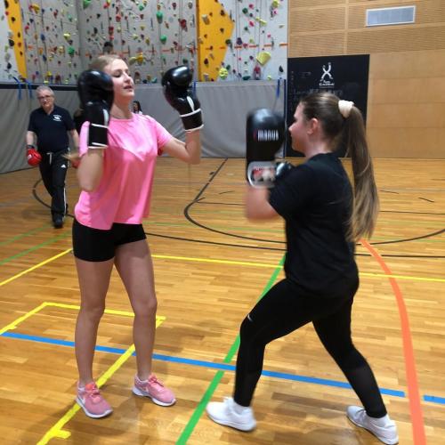 Boxen BS 2abc Mädchen 2025