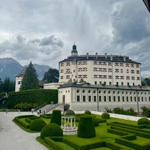 Schloss Ambras 2a_2026