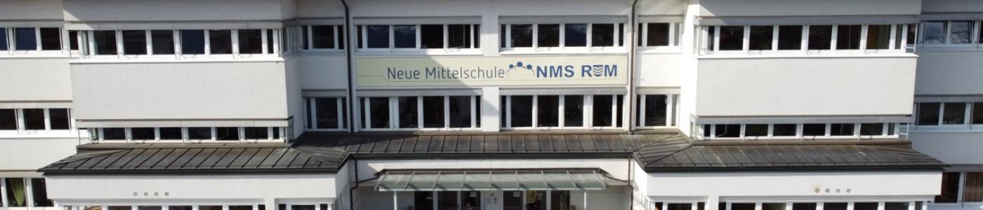 © Lorenz Minatti schule-drohne-6