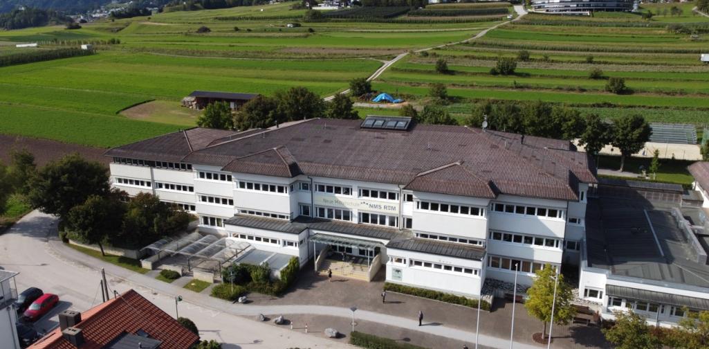 schule-drohne-5 schule-drohne-5